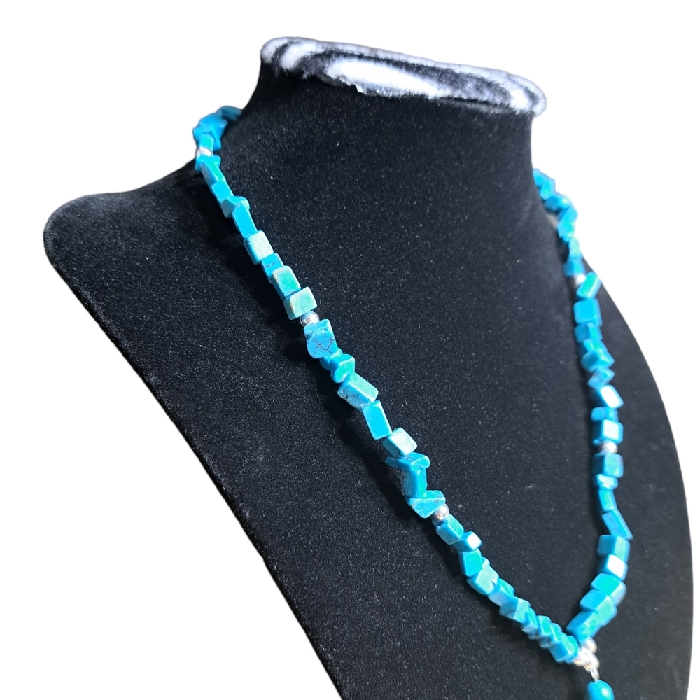 Handmade Women's Faux Blue Turquoise Silver Tone Necklace Size 9.5 Inches - Picture 3 of 10